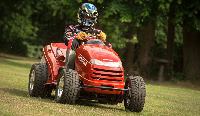 honda_lawn_tractor_vtr_1000_04