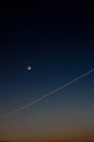 月と金星がきれい