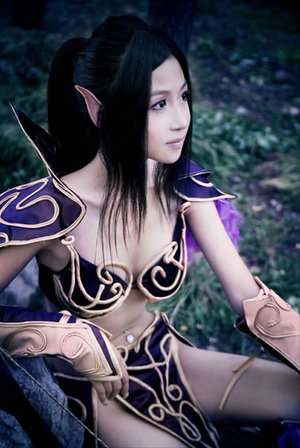 11-world-of-warcraft-cosplay-girls07