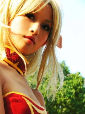 11-world-of-warcraft-cosplay-girls02