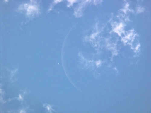 crescent-venus-and-moon-500x375