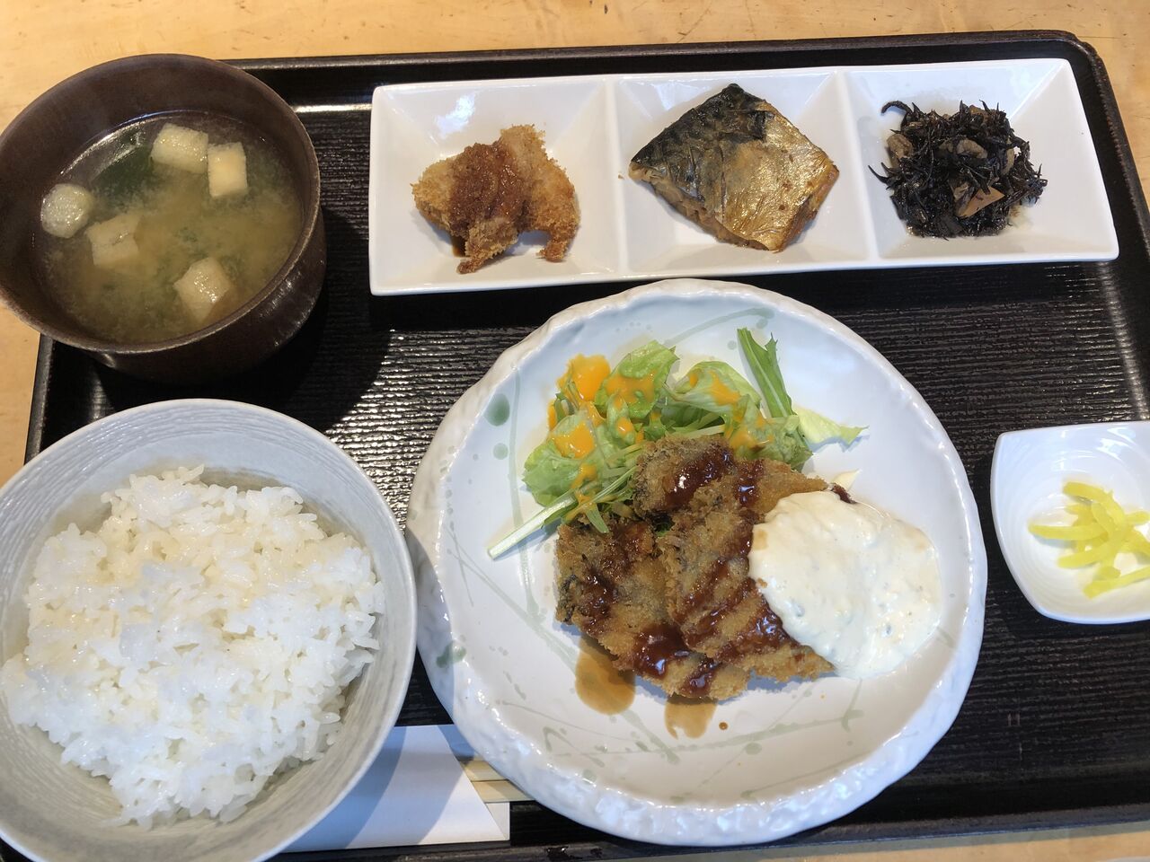 和食が嬉しいランチ 西梅田 くすの木 きらきら日記