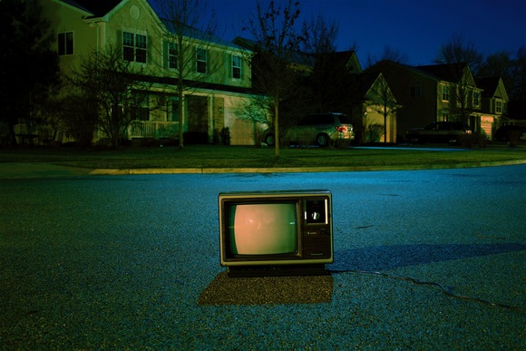 昔のテレビ「このメッセージが見えてるのは異常です。下記に電話してください」とかいうテロップ怖すぎ