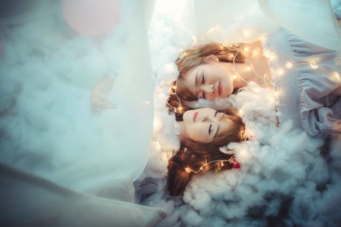 【えぇ…】一番正しいとされる睡眠方法がこちら→