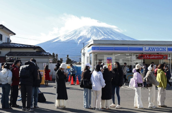 【ソーシャルメディア効果】日本人が外国人観光客の急増にウンザリする理由