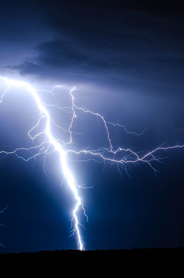 【超異常気象】日本各地でゲリラ雷雨になってるけどヤバイよね？