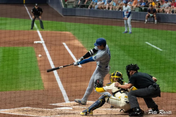 【まるで絵画だ】大谷翔平の37号ホームランを一眼レフカメラで撮影してみた