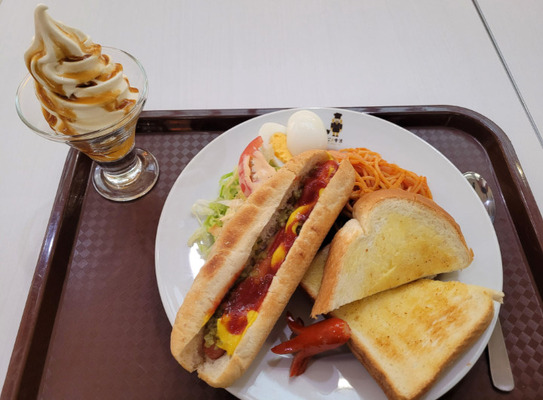 外国人「俺たちが日本にいる時、無性に食べたくなる洋食ｗｗｗｗ」
