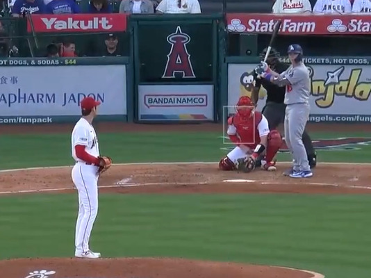 昨年のピッチャー大谷翔平ｖｓドジャースを見たファン「早くオオタニにマウンドへ戻ってほしい。最高にイケてるぜ。」