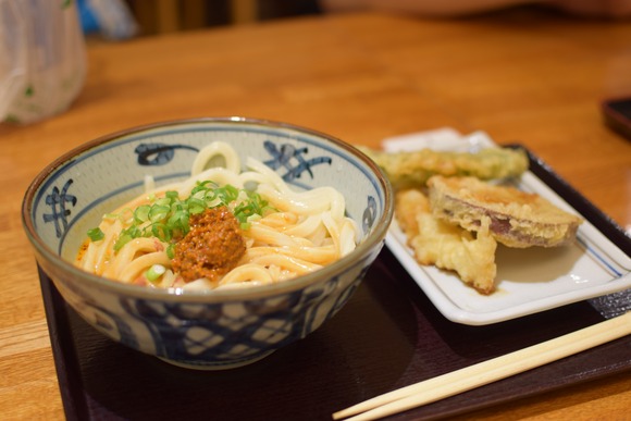 【英国の現状】ロンドンの丸亀製麺、この内容で4800円だった →