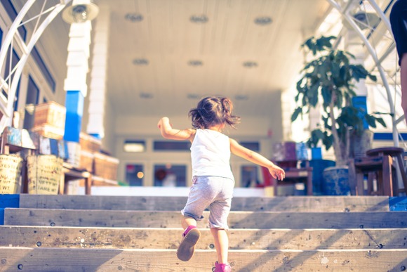 海外の反応「プチエンジェル事件の女の子はどうなったのかな」