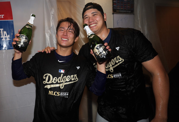 【最高のデュオ】大谷翔平と山本由伸の満面の笑み