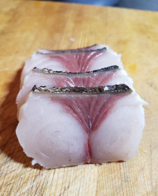 外国人「お前ら落ち着け！これはヒップじゃないからなｗ刺身という日本料理だｗ」
