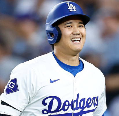 ロバーツ監督「大谷翔平の2025年3月のドジャースVSカブス開幕戦で投手復活は難しい」