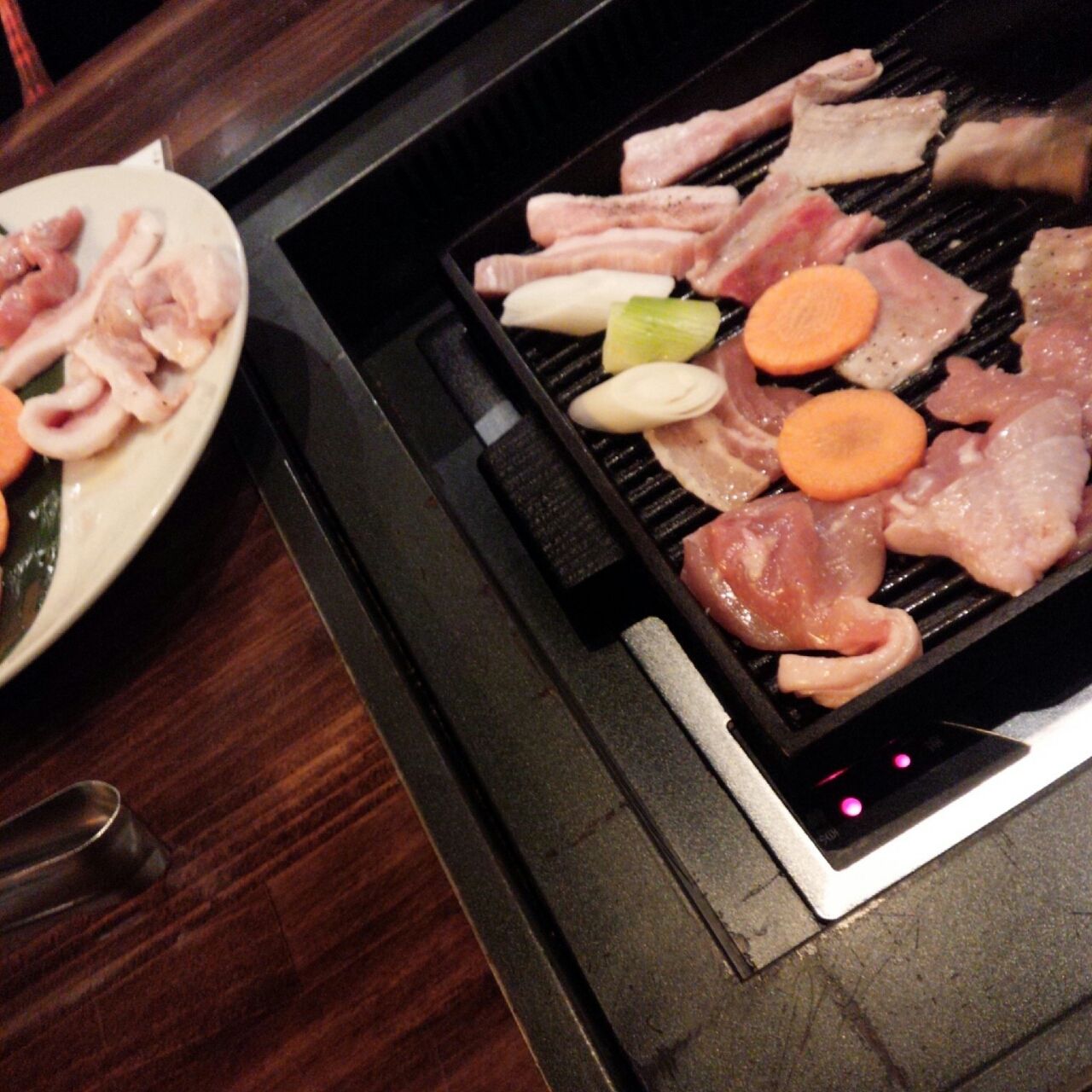 焼肉 上を向いて歩こう で肉会 私をお嫁に連れてって