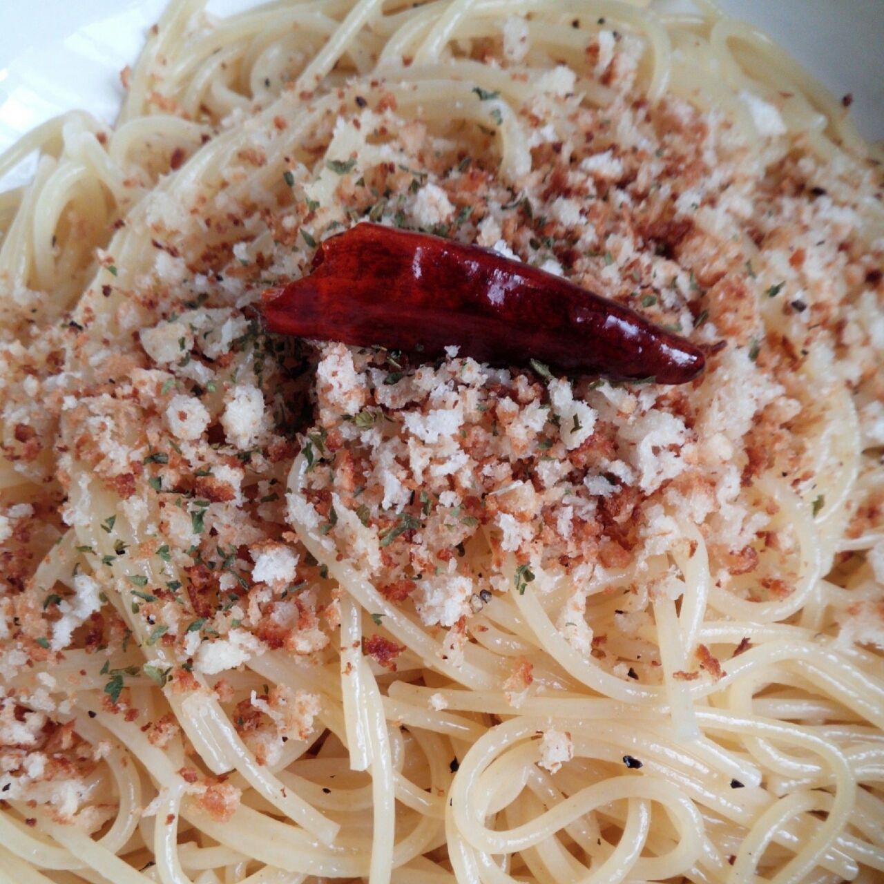 ペペロンチーノ モリーカ添え 私をお嫁に連れてって ペペロンチーノ モリーカ添え 私をお嫁に連れてって