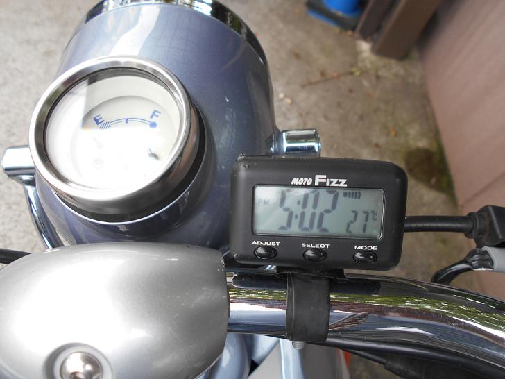 バイク用時計 W Catbikeのエンジョイ 第二の人生 序章 With R10rs Serow