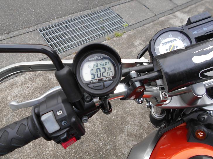 バイク用時計 W Catbikeのエンジョイ 第二の人生 序章 With R10rs Serow