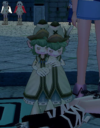 ( ￣[]￣＂￣[]￣ )