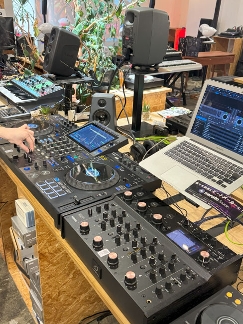 おねむなDJ