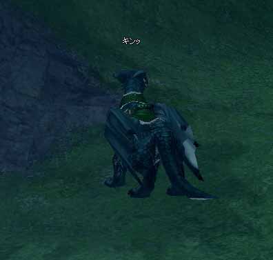 キンッ