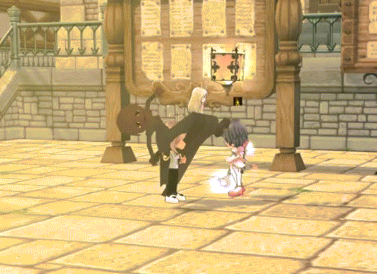 蹴られる