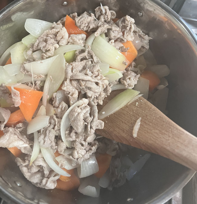 炒めているのだが