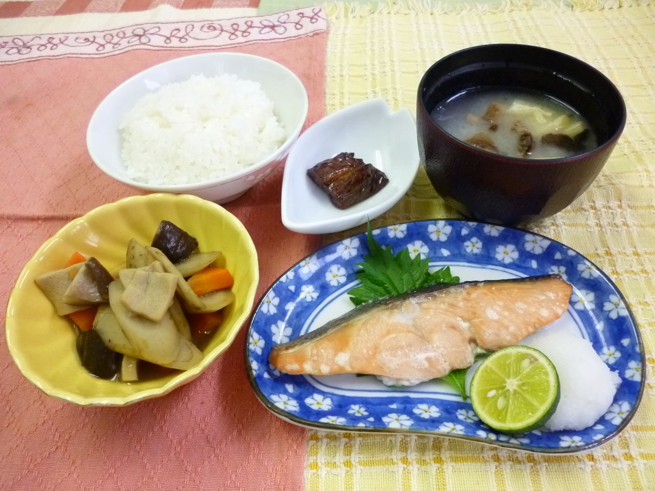 鮭の塩焼き おうよう園の献立紹介