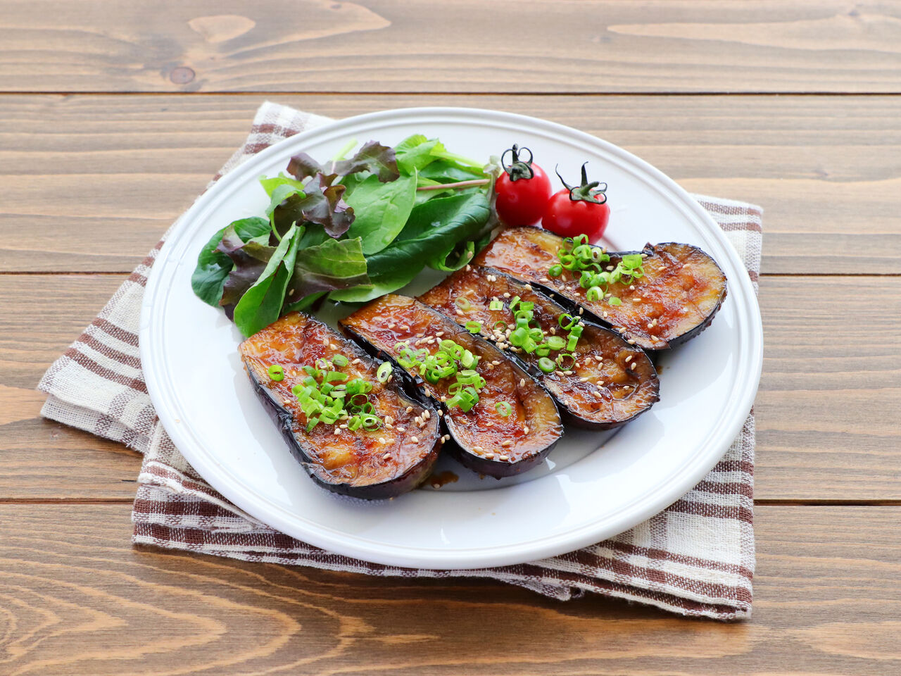 まる生wおろしぽん酢でなすのステーキ ヤマサ Menu Del Dia