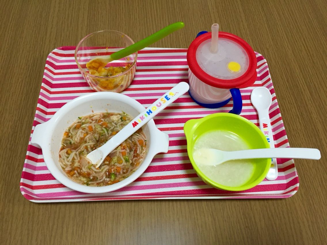 離乳食中期 トマトパスタ風にゅうめん 8ヶ月 目指せ 毎日スマイル育児