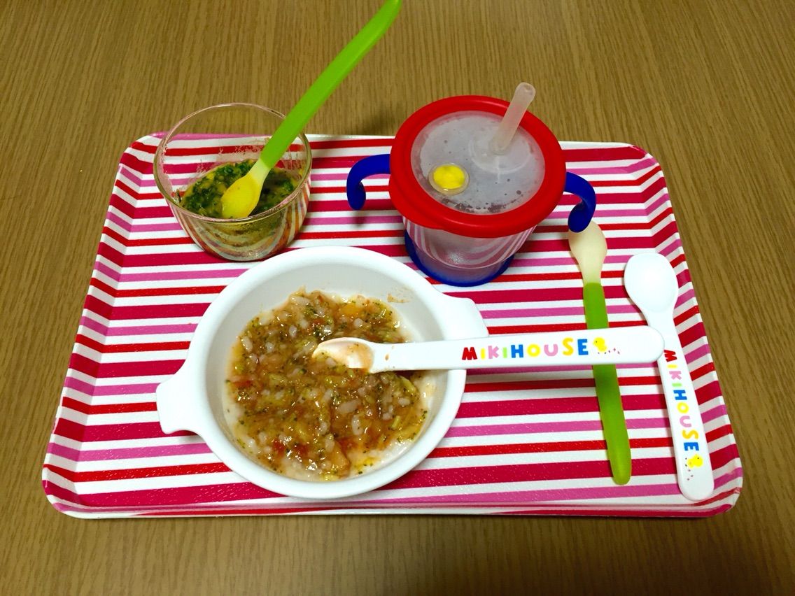 離乳食中期 トマトとりんごのリゾット 8ヶ月 目指せ 毎日スマイル育児