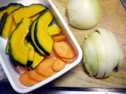 野菜を切る