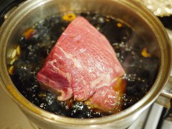 肉投入