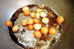 タラのワイン蒸しミニトマトソース