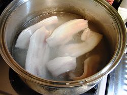 豚肉茹でる