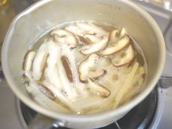 酸辣湯