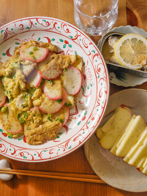 「侠飯」のスナック料理