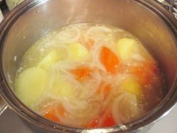 野菜を煮る