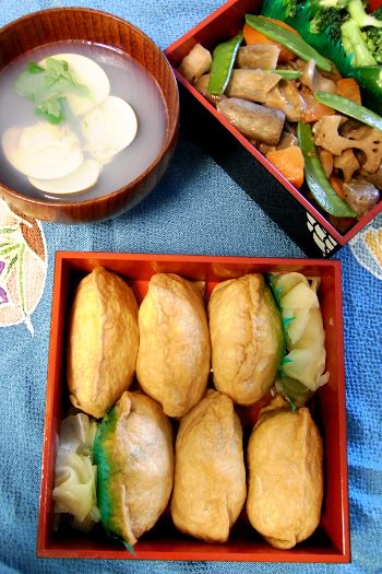3月のライオン おいなりさんのお重