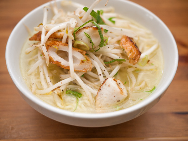 「吾輩の部屋である」(田岡りき)のちくわ入りインスタントラーメン