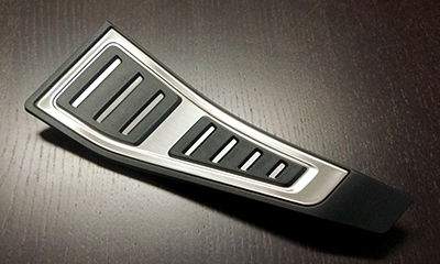 スタッフ日誌】Audi A4 allroad quattro(8W)作業させて頂きました
