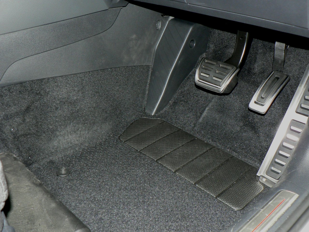 maniacs Left Side 4D-FootPlate for Golf7, Left Side Foot Plate for