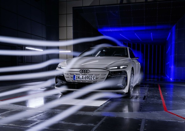 051_A6_Sportback_e-tron_s_01