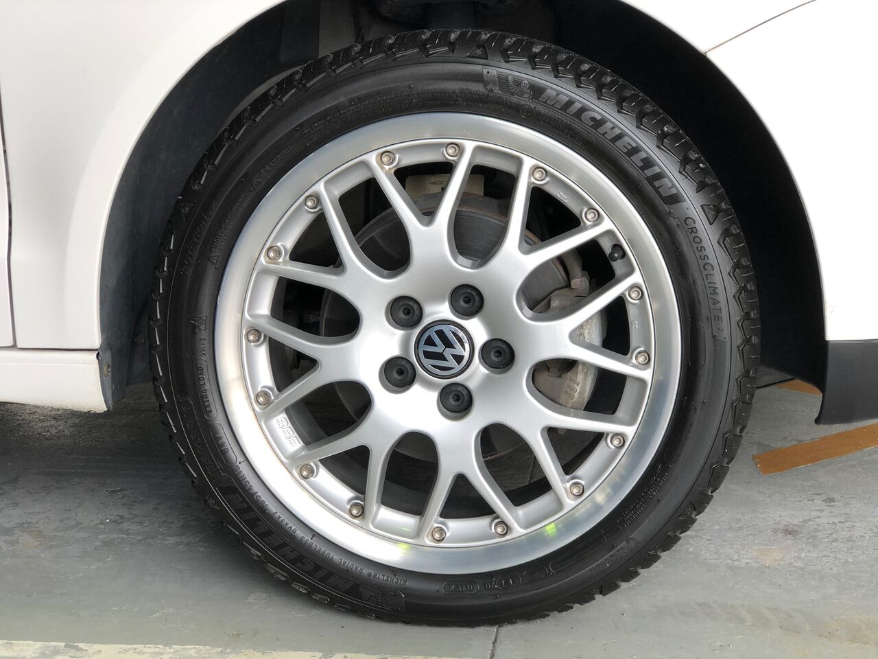 VW ポロ 純正スチールホイール 5穴6J+43 + ダンロップ LE MANS 夏