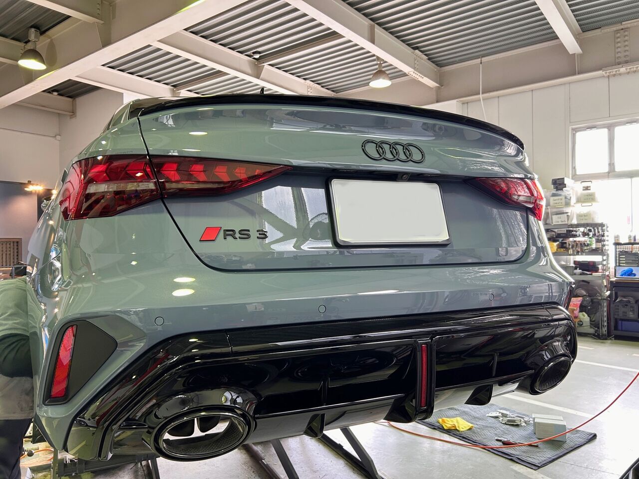 Audi RS3(8Y/後期)Sedanに低ダストブレーキパッド装着！ : maniacs Blog