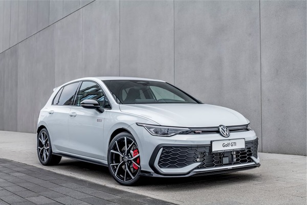 GTI-1360870_front