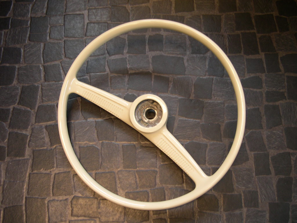 レア❗️VWオーバルステアリング