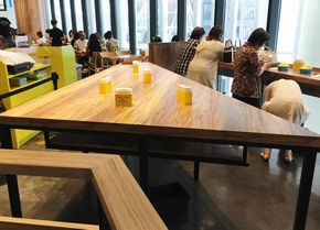 店内１