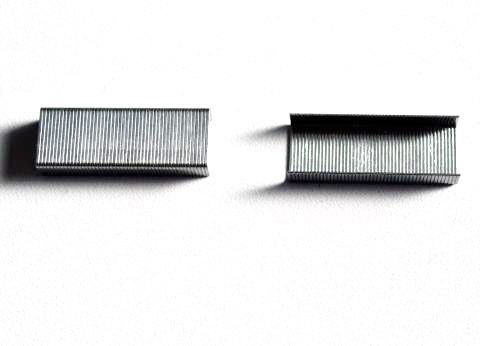 オクノテ 蚊取り線香の消し方 ホチキスの針を使う １９８６０７０７ Powered By ライブドアブログ