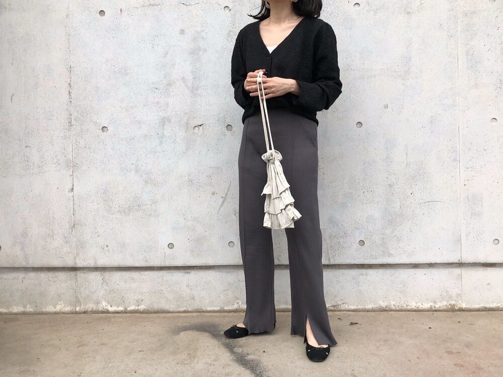 しまむらの パワショルcd の使用感レビュー フェミニン感のあるかわいらしいデザイン 凹凸感のあるクシュっとした生地感で 肌へのひっつきが抑えられていて着心地良好 １９８６０７０７ Powered By ライブドアブログ